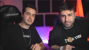 آریا کئوکسر سعی کن نخندی