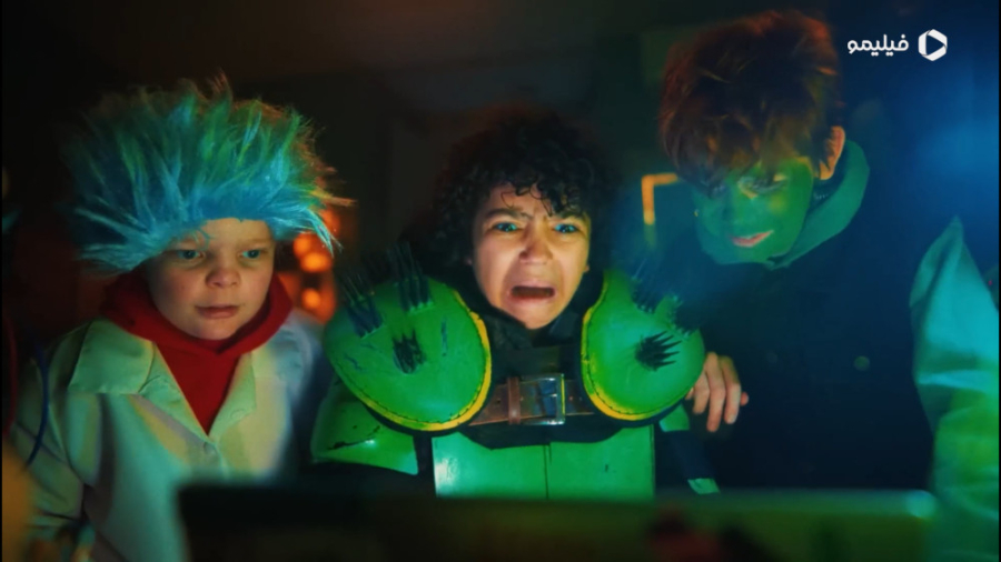 تریلر فیلم بچه ها علیه بیگانگان Kids vs. Aliens زمان116ثانیه