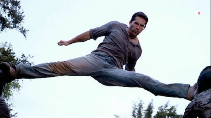 معرفی فیلم سینمایی اکشن هدف سخت | Hard target زمان69ثانیه