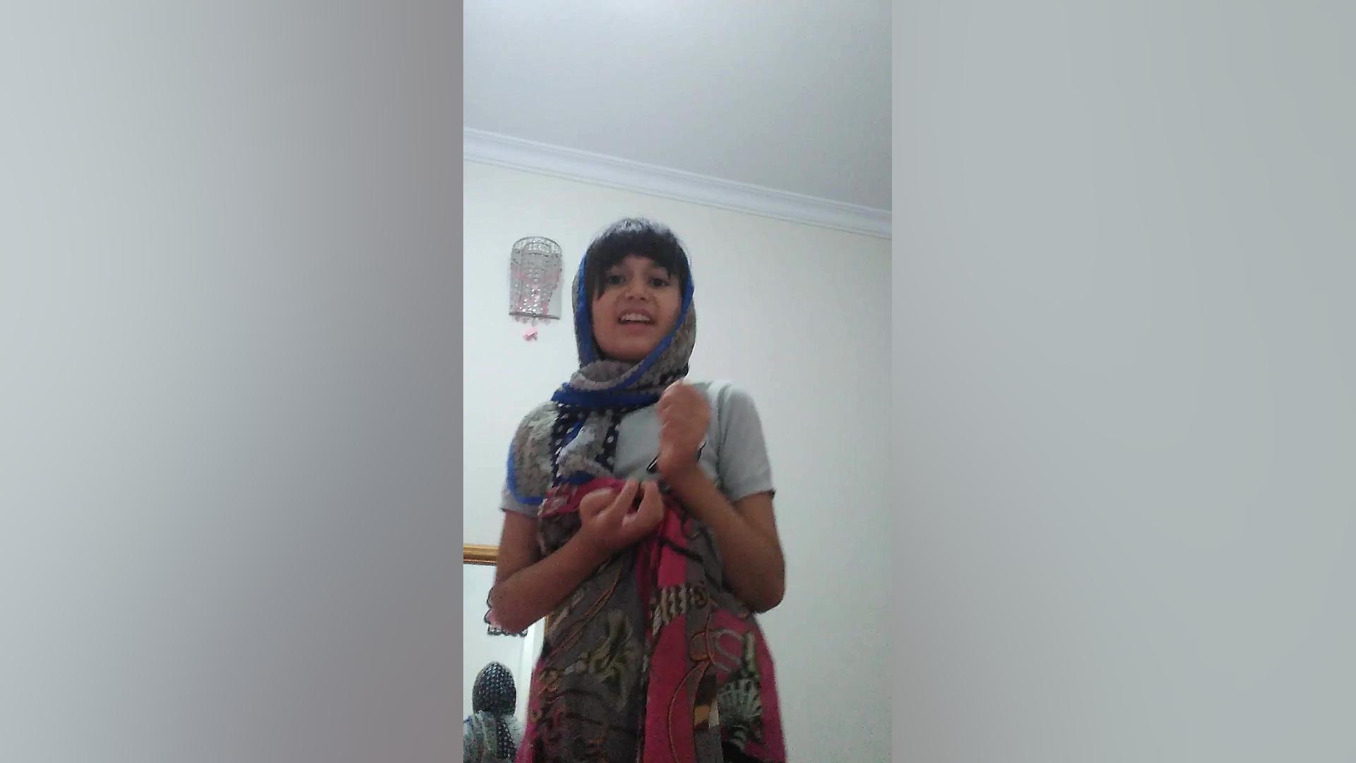 نیکسا با حضور مامان و رقص فوق...