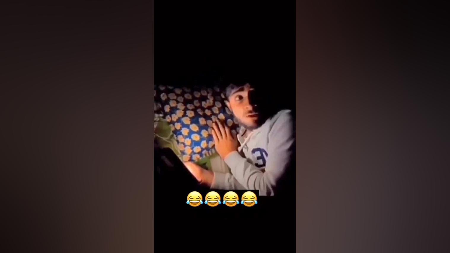 وقتی شب صدای خنده میاد