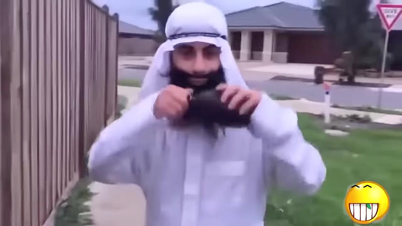 بهترین دوربین مخفی جهان بدبخت...