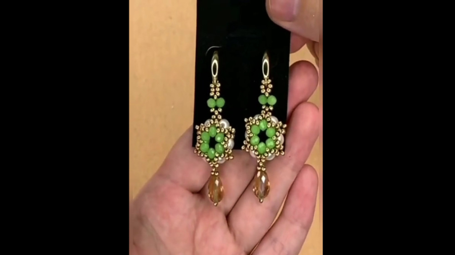 آموزش گوشواره منجوق‌بافی