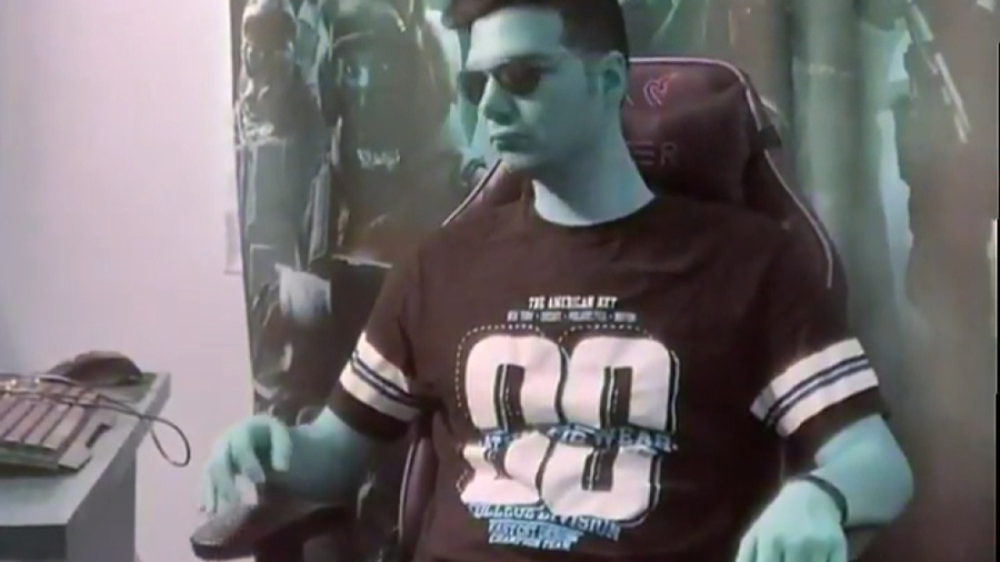 وقتی ویدیو میگیری چیزی که فک م...