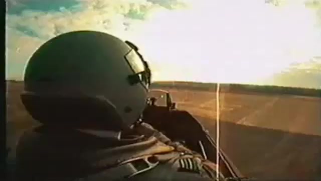 تمرین سخت خلبان اف 16