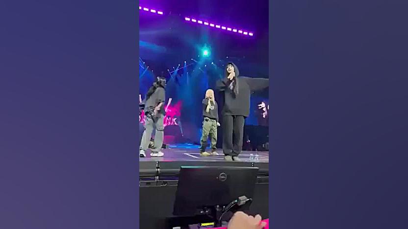 کنسرت خفن بلک پینگ