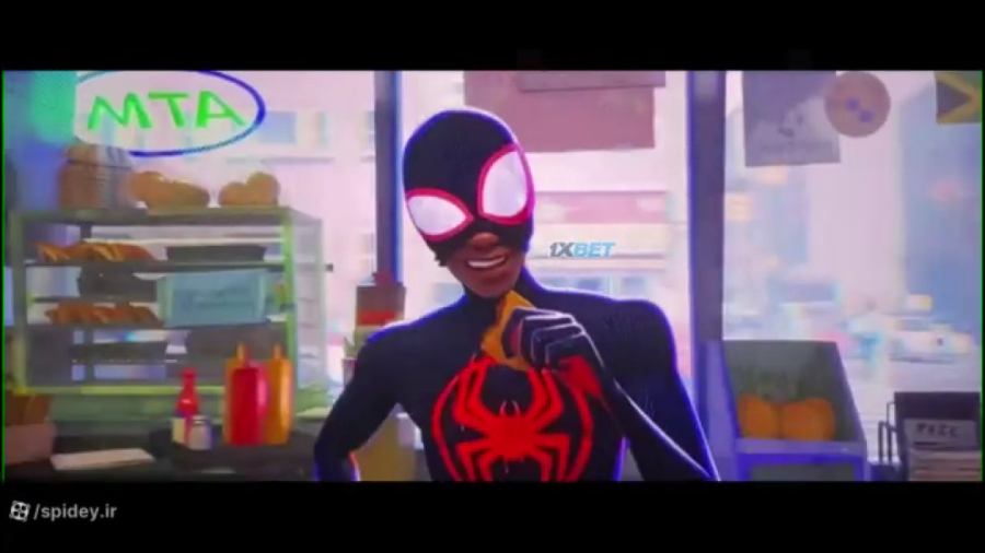 مرد عنکبوتی در میان دنیای عنکب...