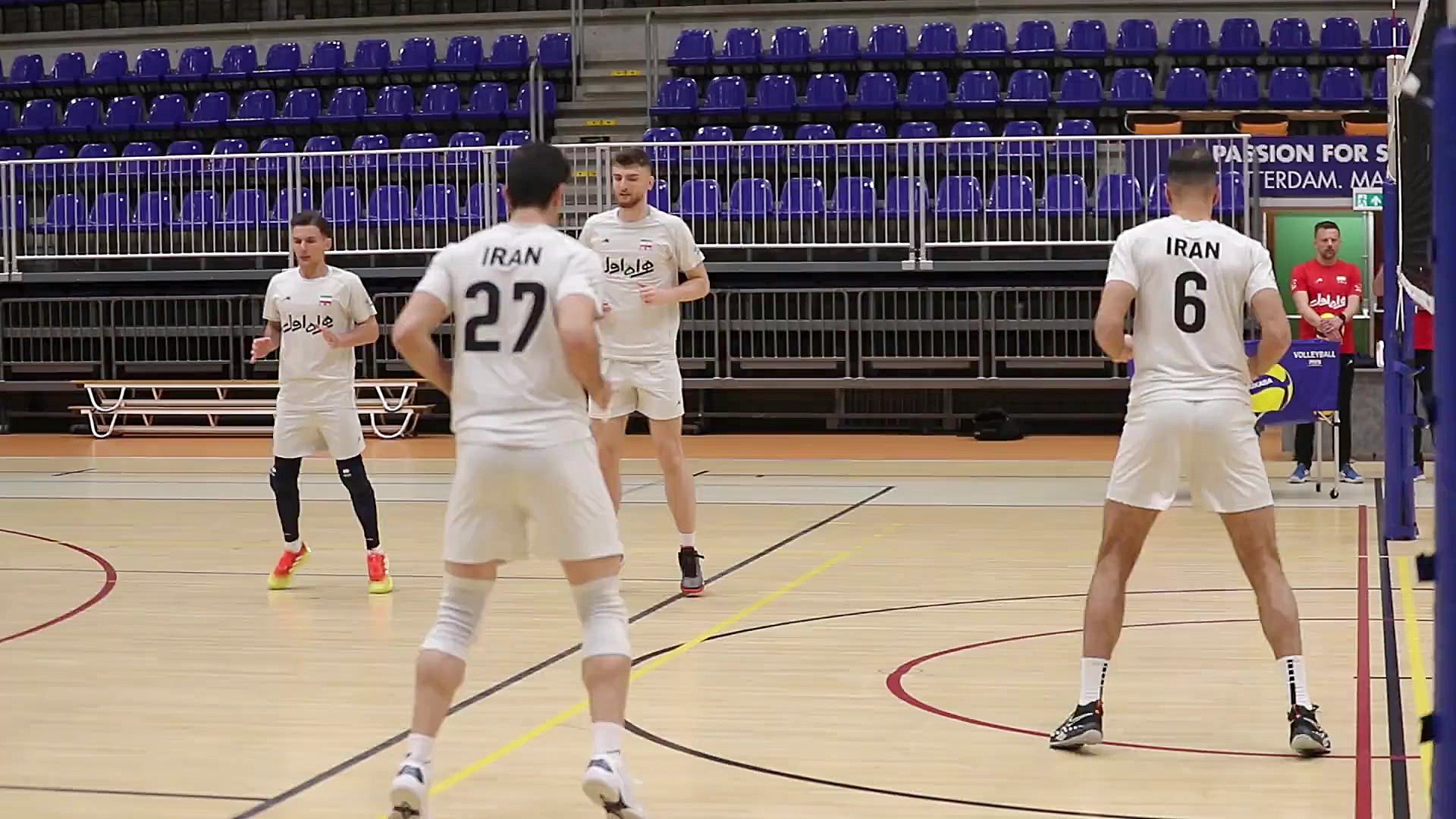 نخستین تمرین مردان والیبال ایر...