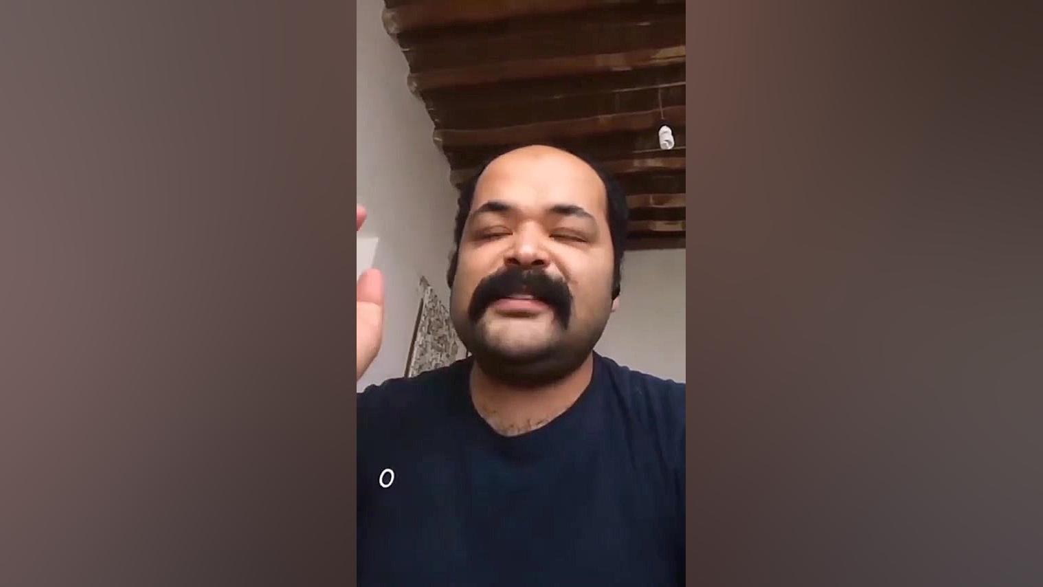 هههههه چقدر نمکی تو