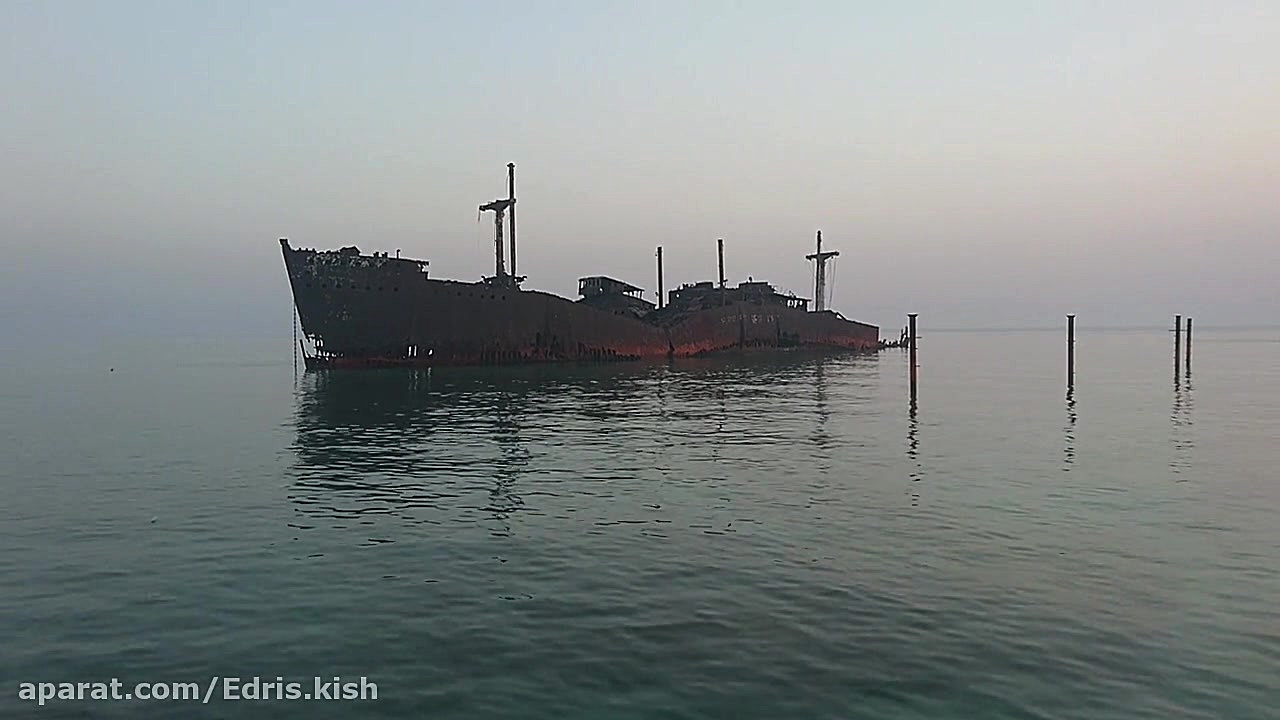 لحظات قبل از غروب در کشتی یونا...