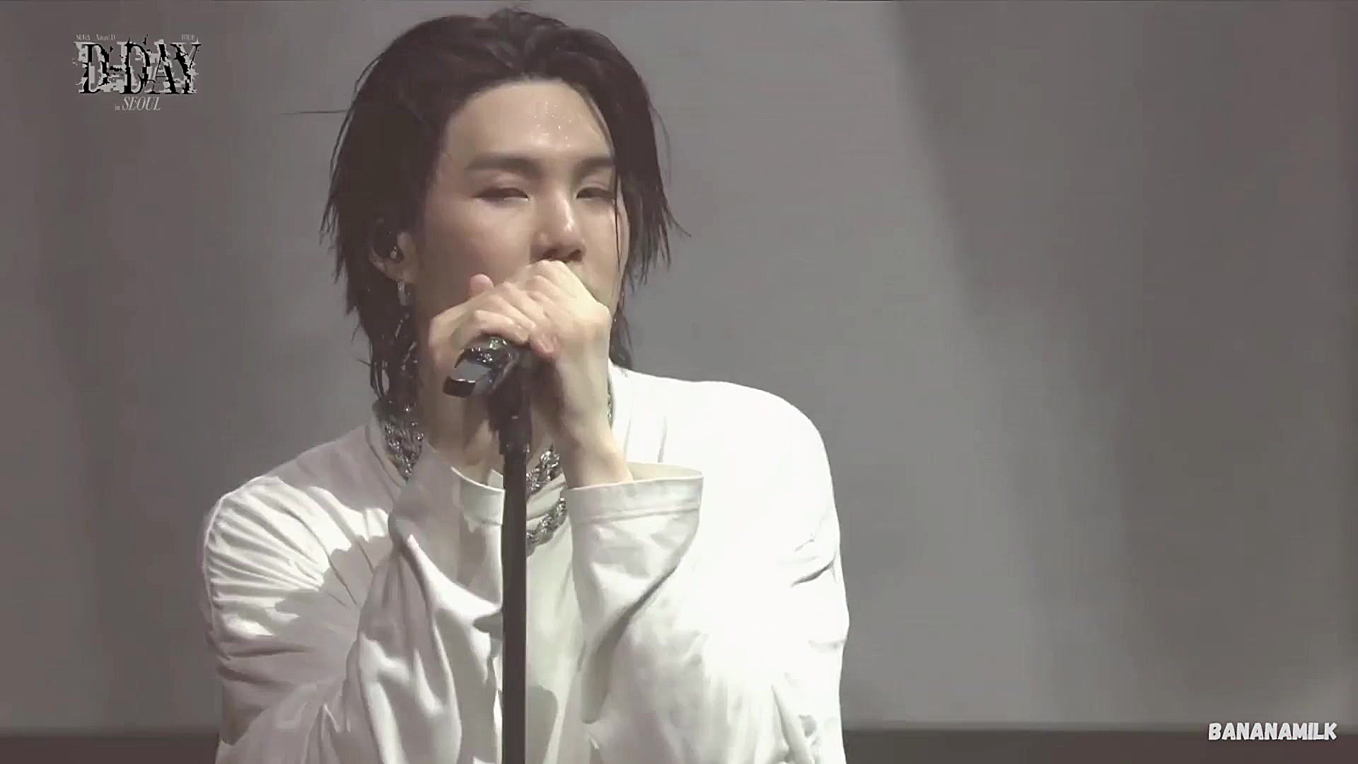 فایل کامل اجرای روز اول کنسرت...