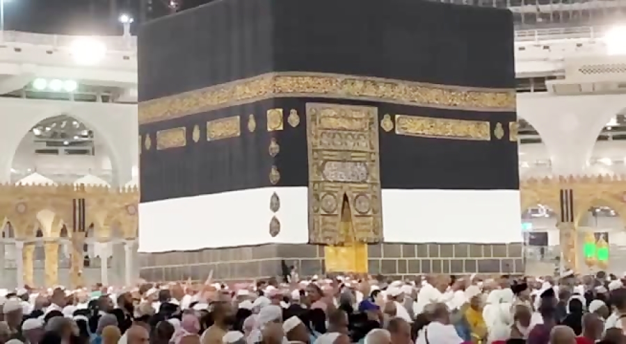 حال و هوای مسجدالحرام در بامدا...