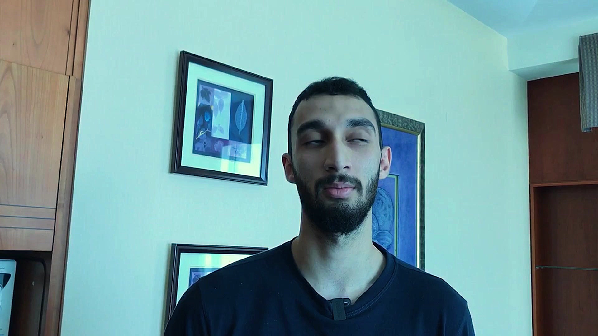 عذرخواهی یونس جوان از نحوه شاد...