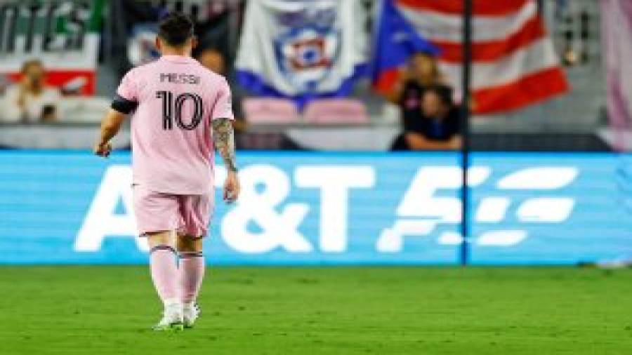 سوپرگل؛ اولین گل لیونل مسی در...