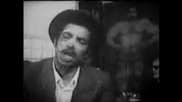 بهروز وثوق در قمستی از فیلم قی...