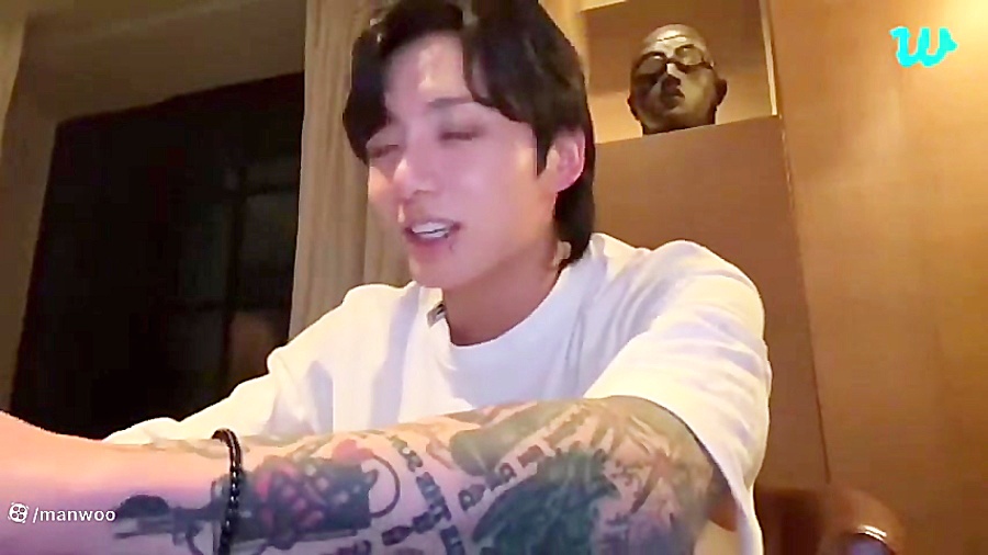 لایو جونگکوک با زیرنویس فارسی...