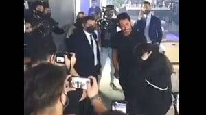 تذکر حجاب محمدرضا گلزار به یک...