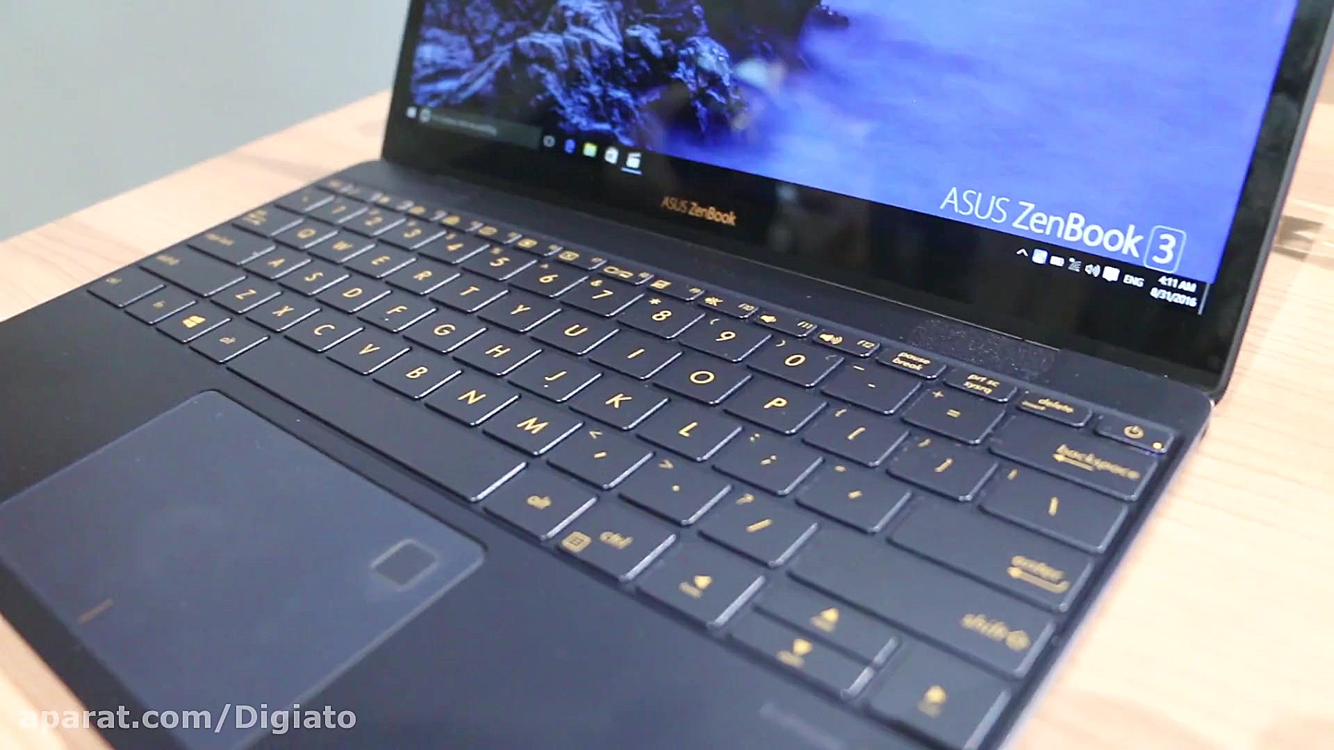 نگاه نزدیک دیجیاتو به ذن بوک ۳