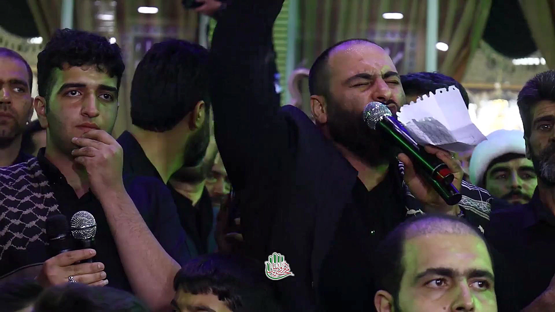 شب عاشورا 1402 عزاداری در محله...