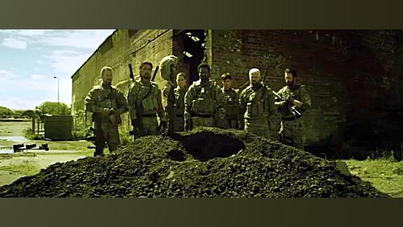 فیلم سینماییREDCONM1 زامبی دوب...