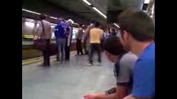 جشن قهرمانی استقلال در مترو ته...