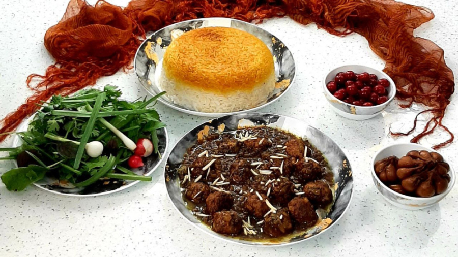 طرز تهیه خورش داوود پاشا ترکیه...