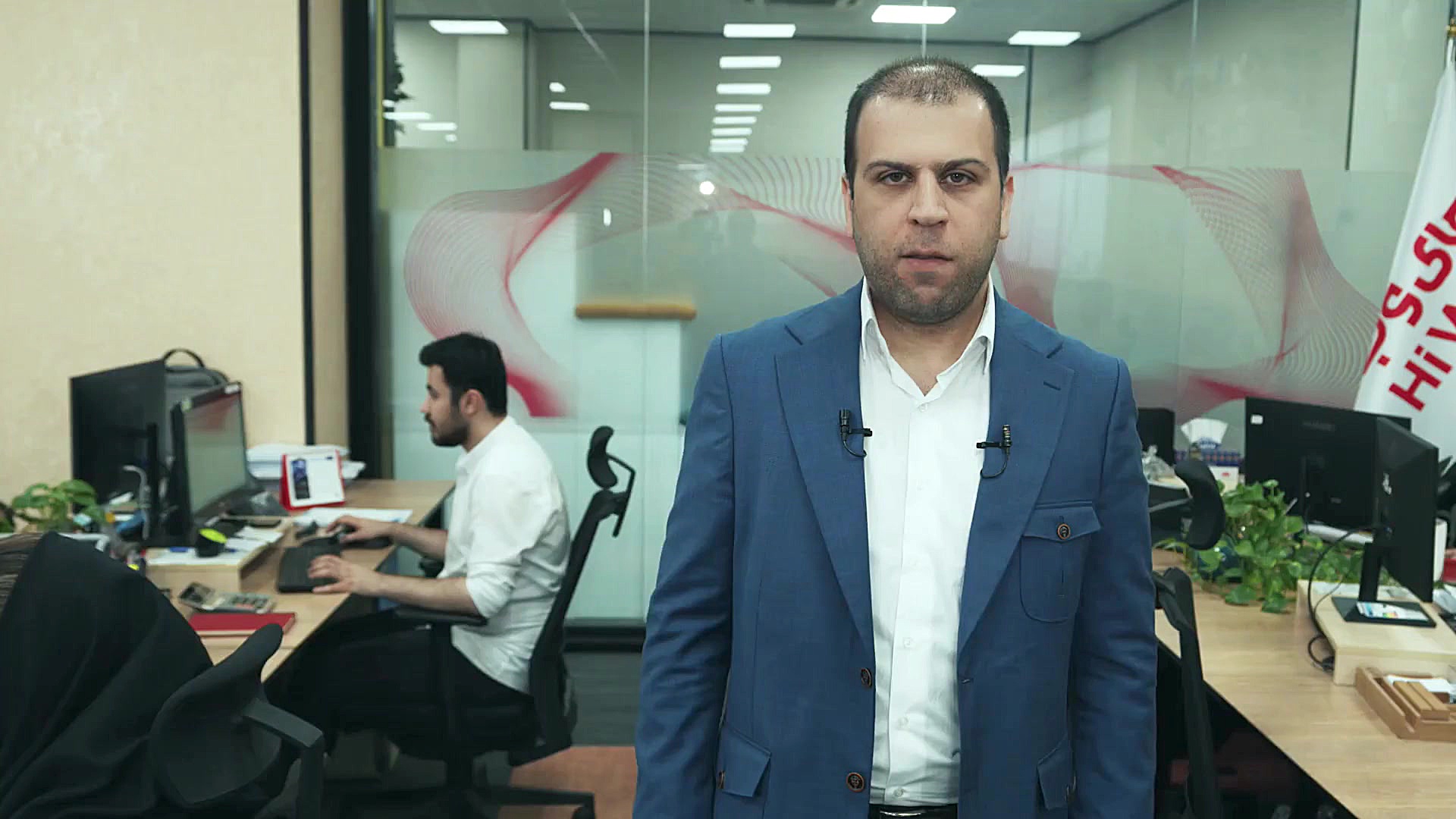 آذرخش ایلام؛ پروژه فیبر نوری ه...