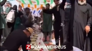 واسه زائران سفره پهن کردن، یه...