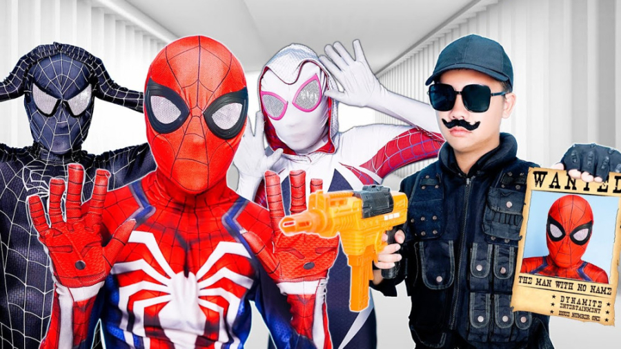 مرد عنکبوتی پولدار در مقابل تی...