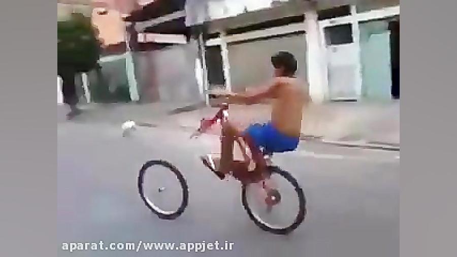 خنده دار ترین دوچرخه سواری دنی...
