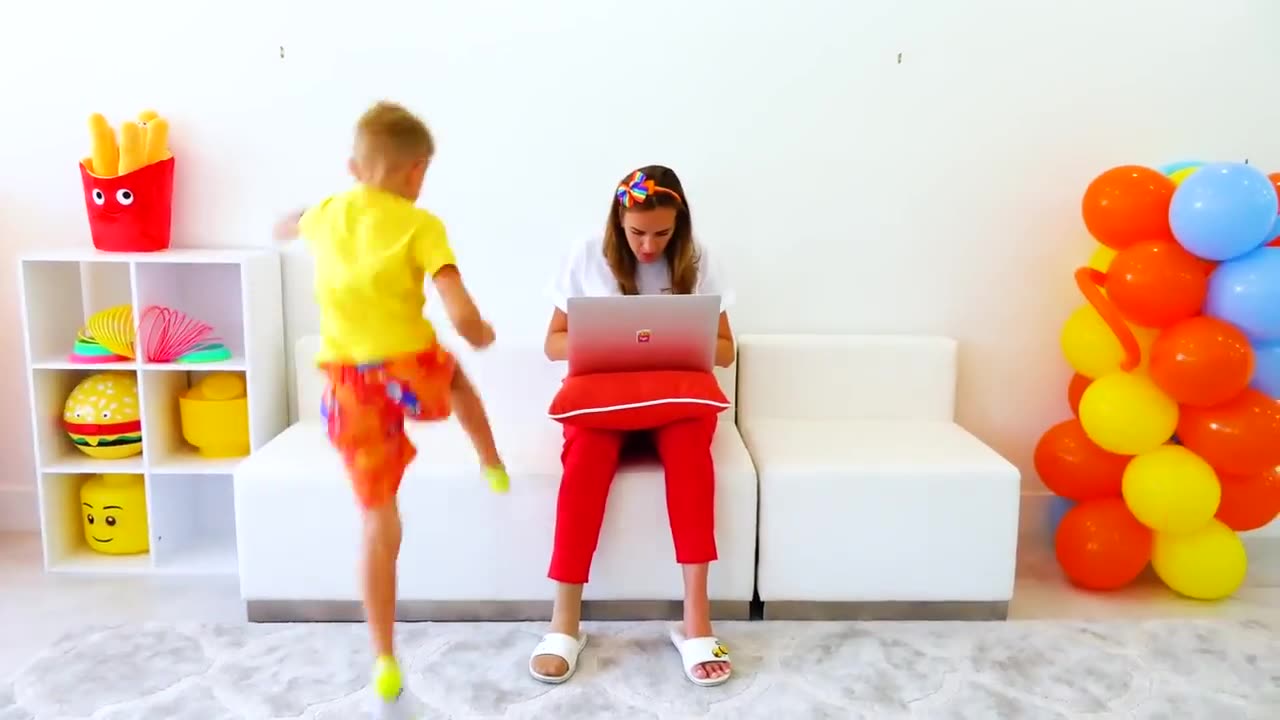 بازی کودکانه ولاد و نیکی  ماجر...