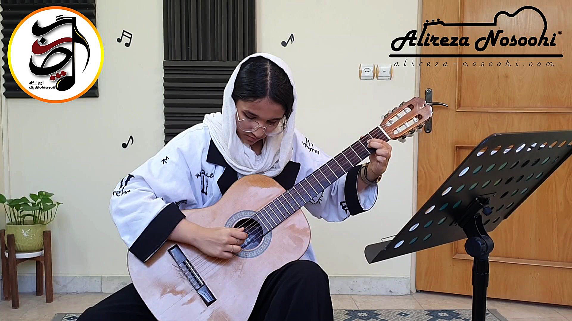 اجرای قطعه O Tannenbaum گیتار...