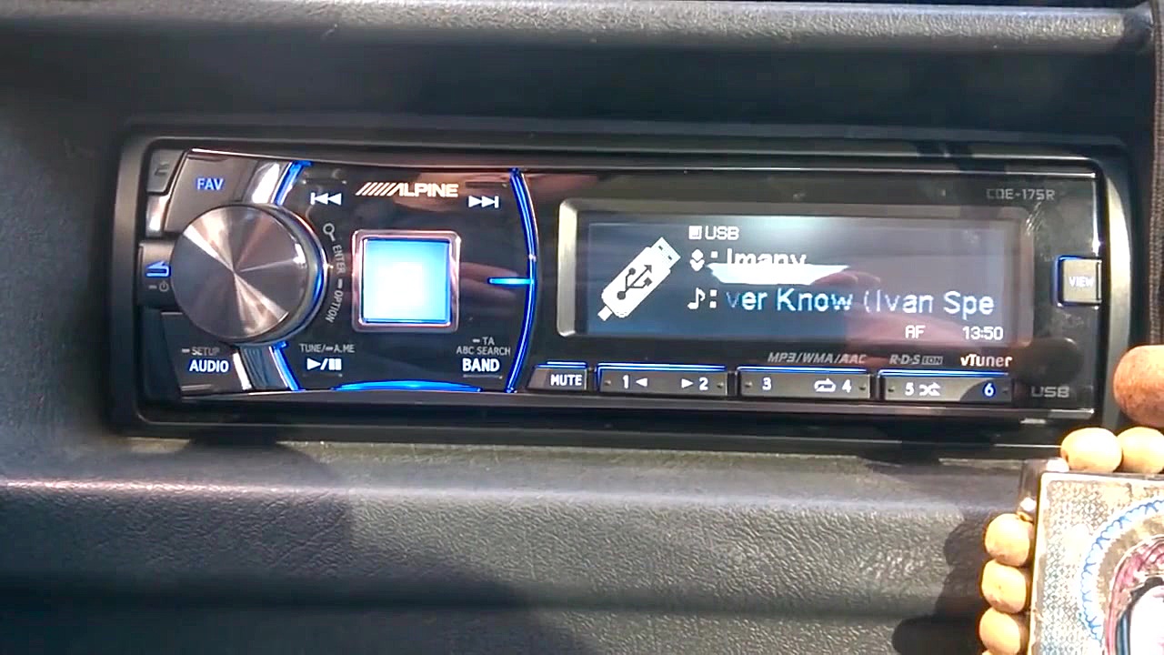 پخش آلپاین Alpine CDE 175R