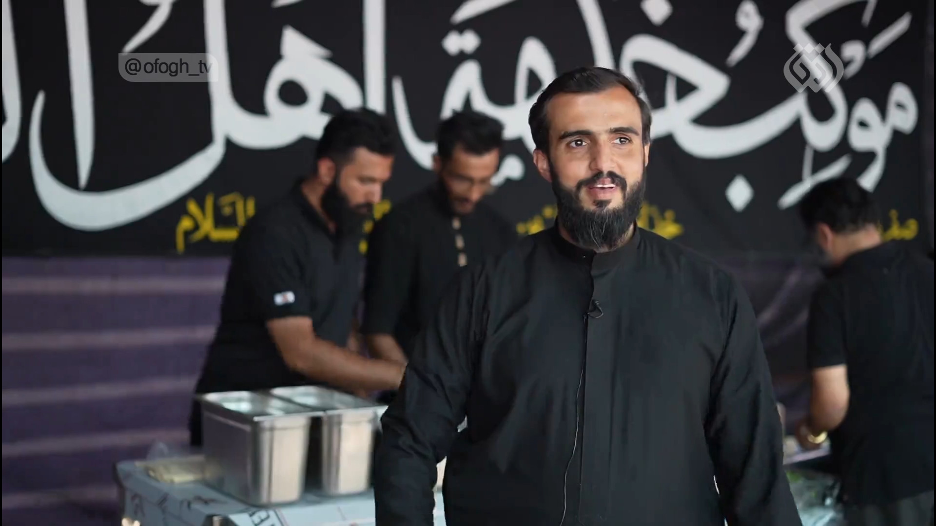 خدمت روحانیون به مردم در مسیر...