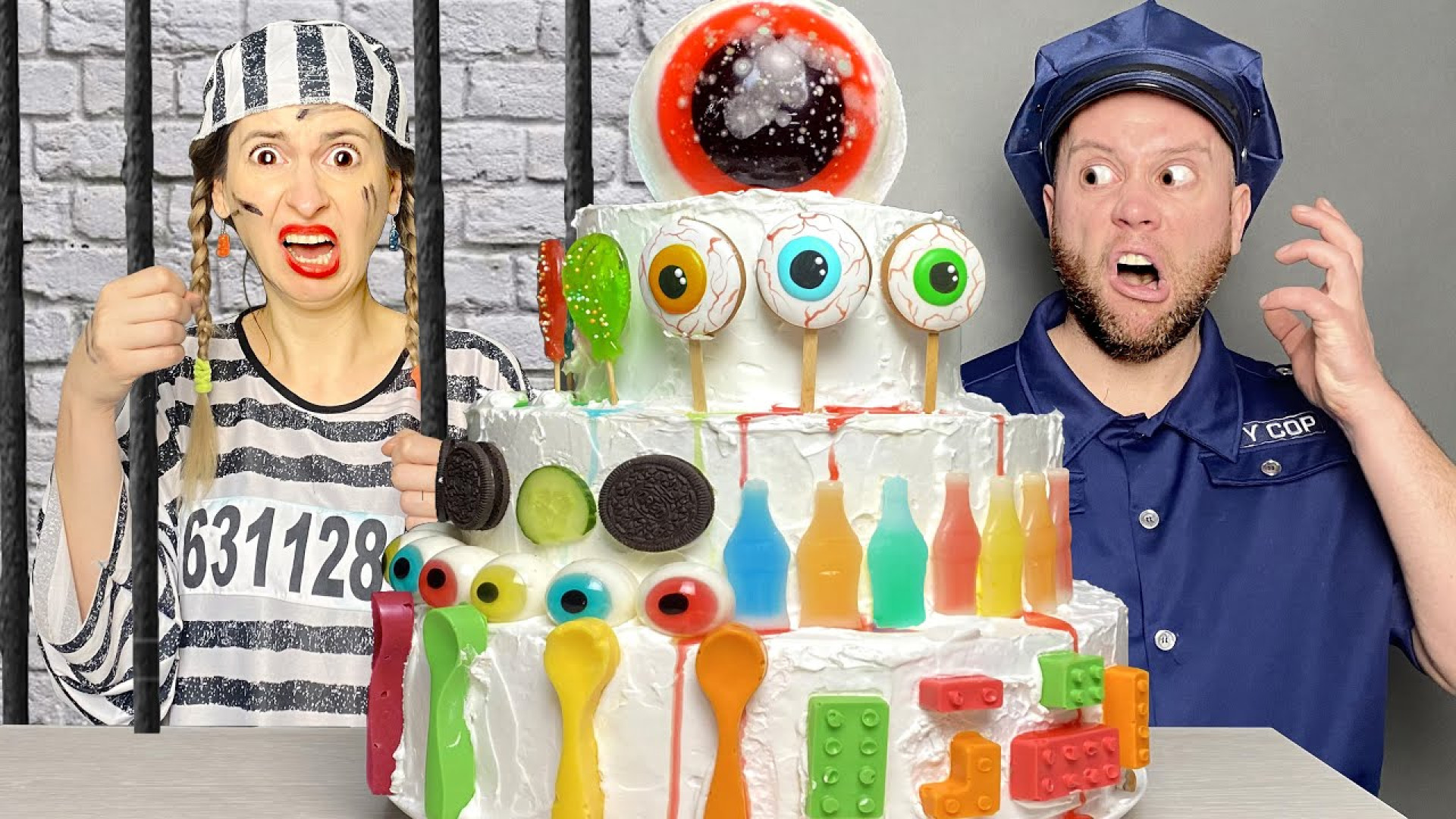 چالش غذایی  چالش کیک سه طبقه...