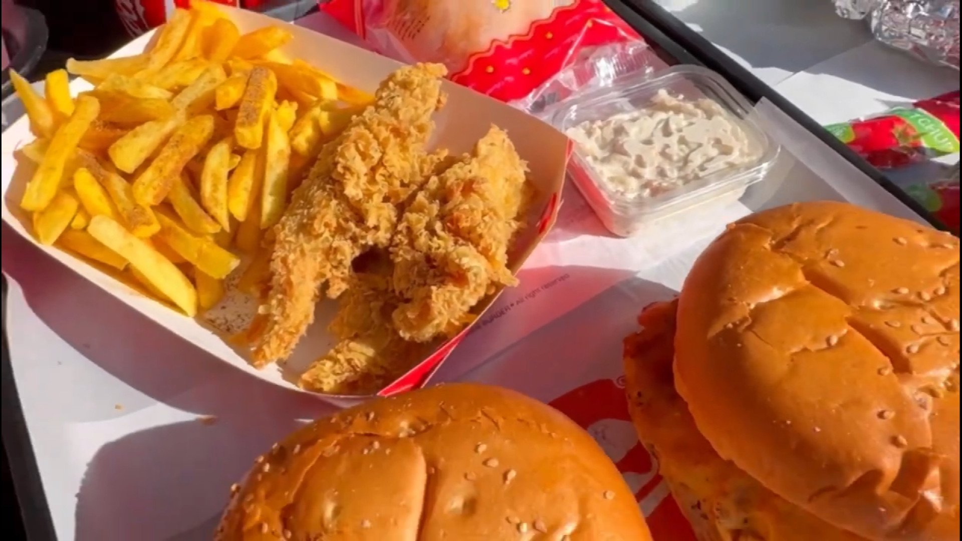 پارتی پک ایران برگر با ۱۲ تا ب...