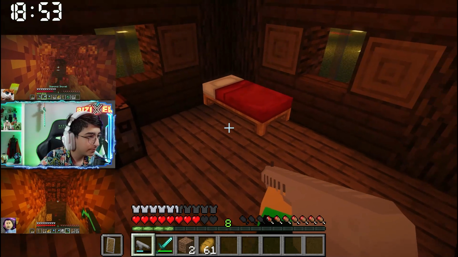 ماینکرفت اما گوجی و فریبرز دزد...