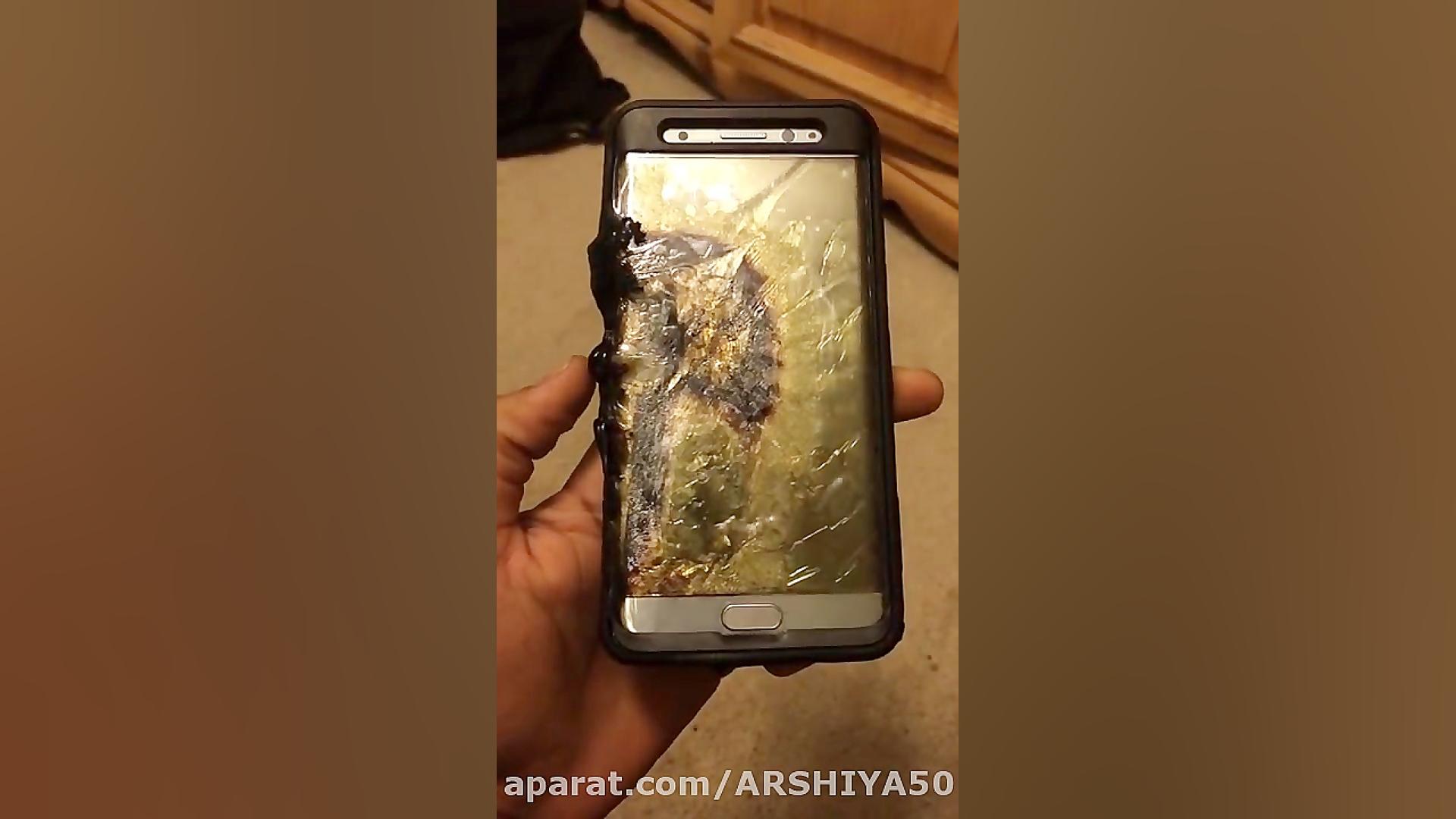 لحظاتی پس از ترکیدن SAMSUNG GA...