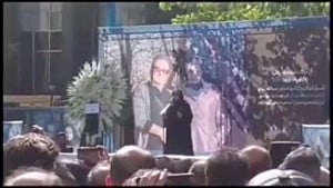 مرضیه برومند در مراسم تشییع داریوش مهرجویی: این سرزمین را دوست داریم که ماندیم مرضیه برومند در مراسم تشییع داریوش مهرجویی: این سرزمین را دوست داریم که ماندیم