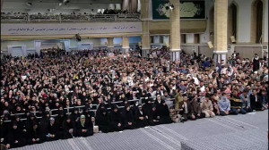 هم خوانی حماسی امروز دانش آموزان در دیدار رهبر انقلاب هم خوانی حماسی امروز دانش آموزان در دیدار رهبر انقلاب