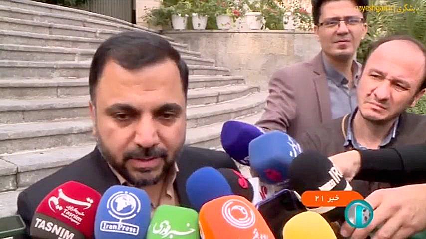 وزیر ارتباطات: همه دستگاه ها باید تا آخر سال 20 درصد خدمات خود را هوشمند بکنند وزیر ارتباطات: همه دستگاه ها باید تا آخر سال 20 درصد خدمات خود را هوشمند بکنند