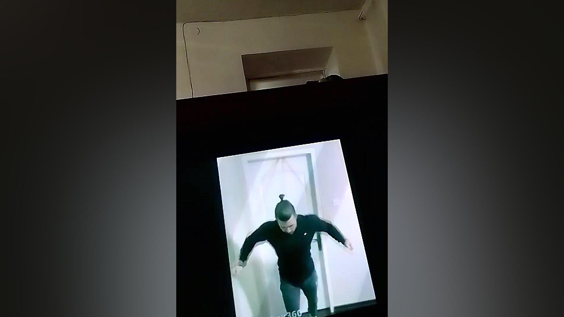 چالش سعی کن نخندید گذاشتم دلمو...