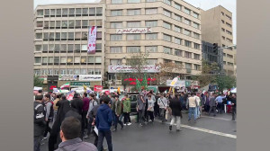 راهپیمایی ۱۳ آبان در تهران راهپیمایی ۱۳ آبان در تهران