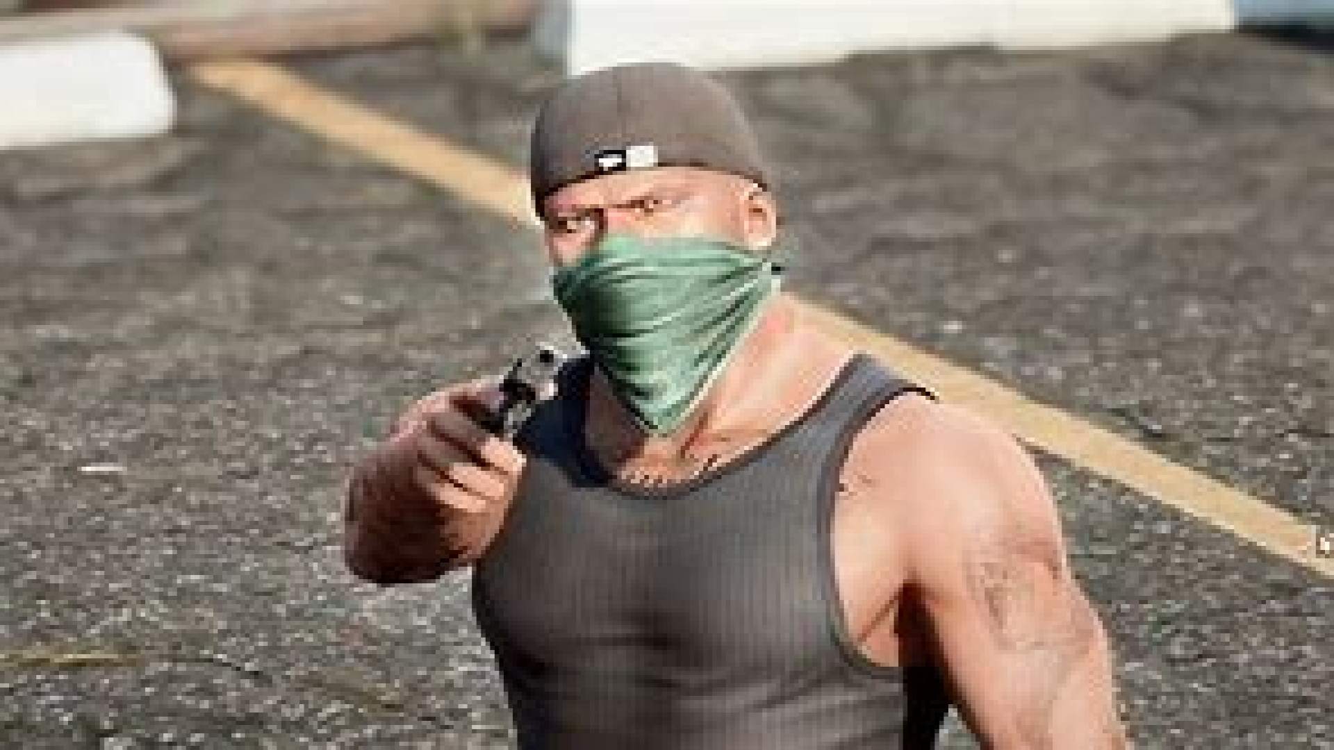 گنگستر شهر بهم گفت بچه سال !