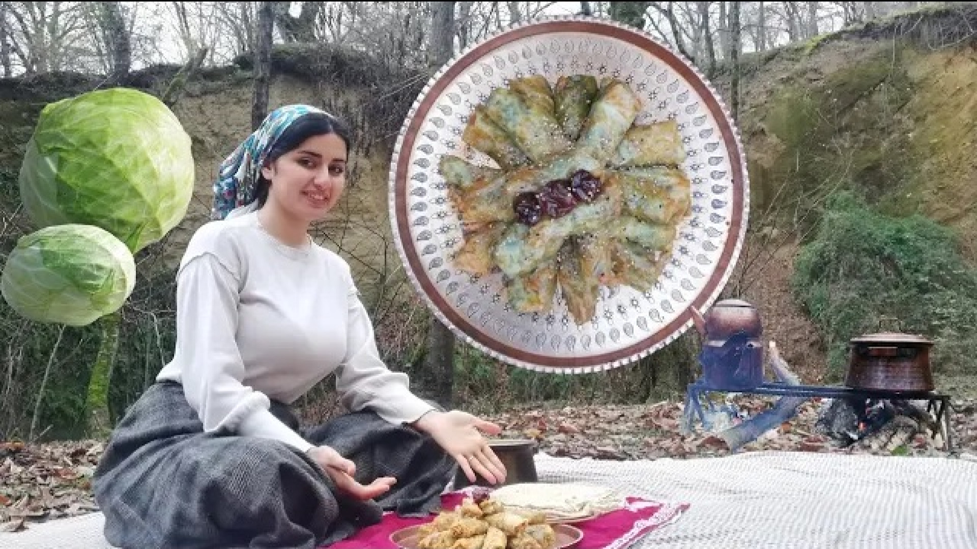 پخت دلمه کلم خوشمزه در جنگل رو...