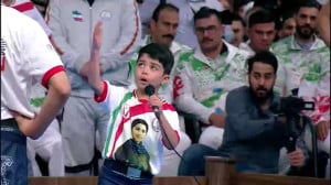 اجرای حرکات ورزش باستانی در حسینیه امام خمینی اجرای حرکات ورزش باستانی در حسینیه امام خمینی