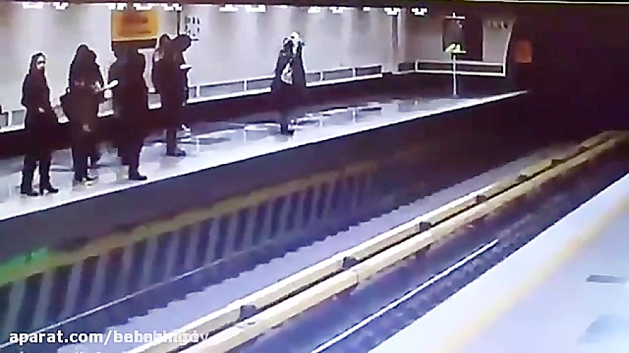 فیلم معجزه باورنکردنی در مترو...