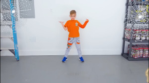 بازی کودکانه ولاد و نیکی  نیکی...