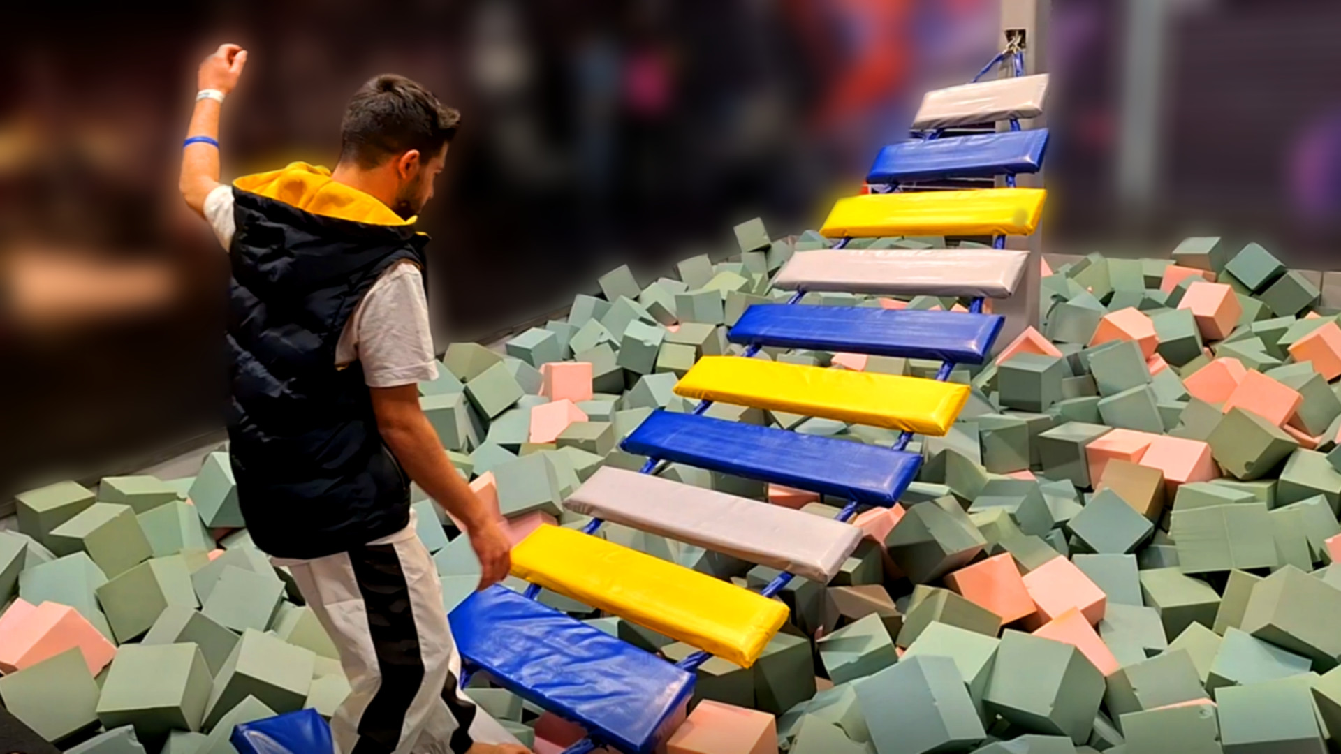 پارکور در زندگی واقعی !! (هلیو...