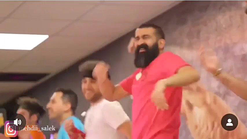 رقص با اهنگ شاد